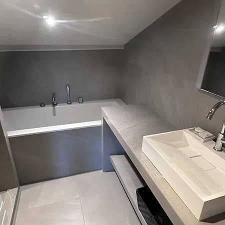 De Maitre Avec Piscine Privee Pour 14 Personnes, Climatisation Et Animaux Admis - Fr-1-768-62 * لي إيسامبر